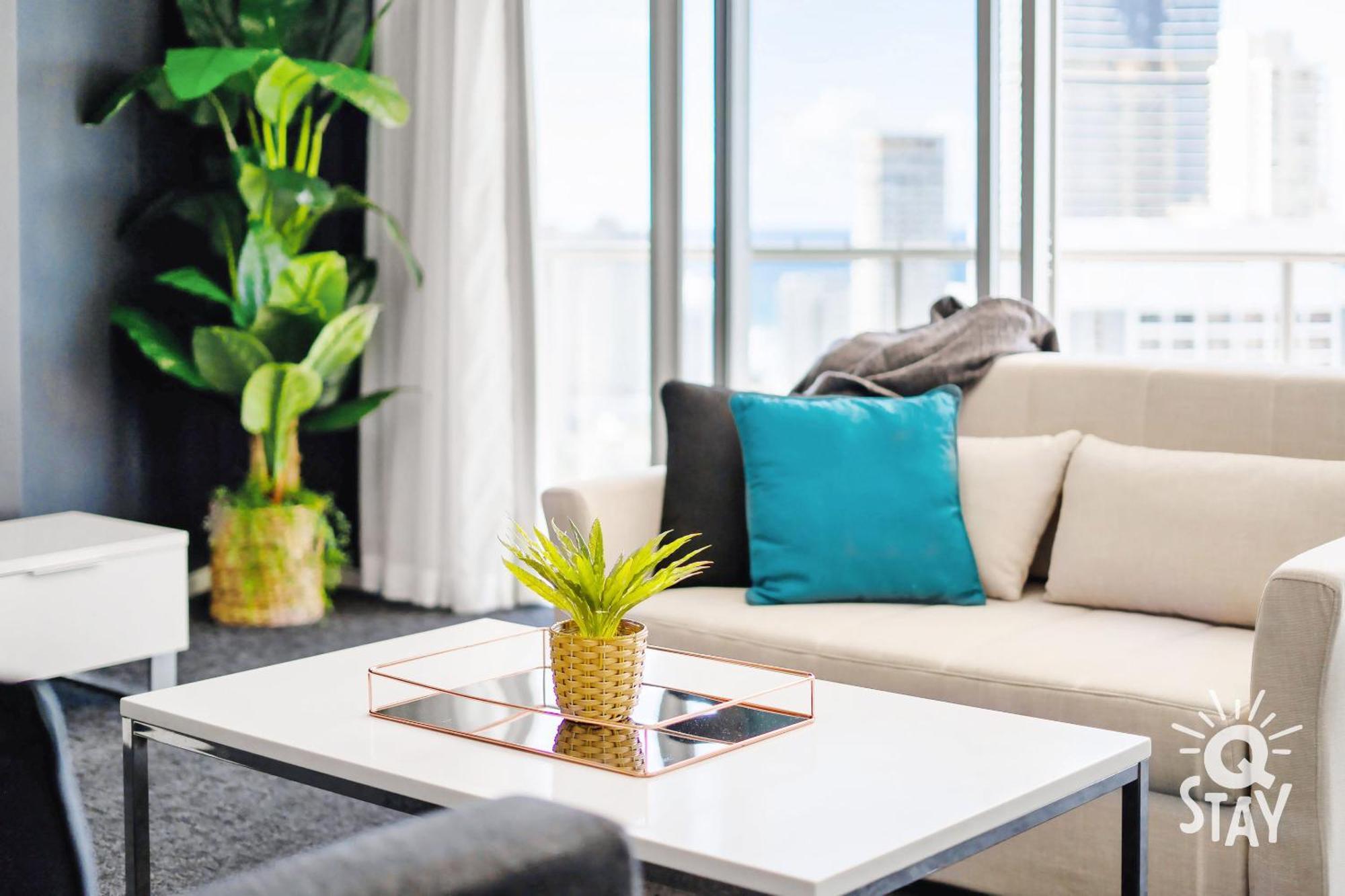 Chevron Renaissance Surfers Paradise Mid Week Madness Deal - Q Stay Gold Coast Exterior foto