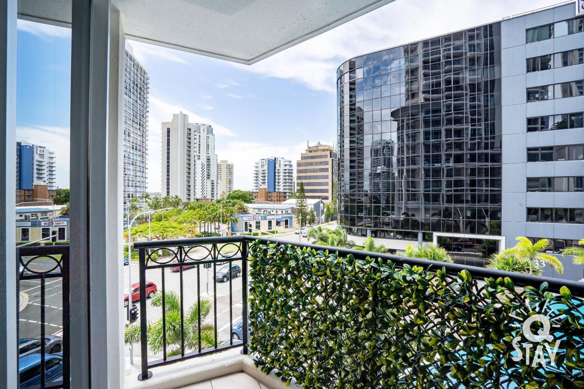 Chevron Renaissance Surfers Paradise Mid Week Madness Deal - Q Stay Gold Coast Exterior foto